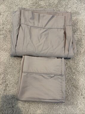 Kirkland 680 thread count Gray flat sheet/pillow case bundle